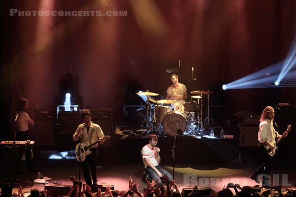 THE VACCINES - 2015-10-07 - PARIS - La Cigale - Justin Hayward-Young - Peter Gareth Christopher Robertson - Árni Árnason - Freddie Cowan